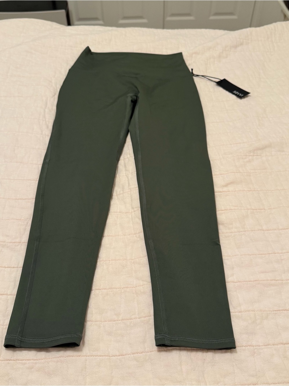 NWT Savvi Sierra Green Legging